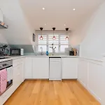 The Old Wire Factory - 2 Bed, Close To Centre, Fast Wifi, Comfortable From Apartamento *