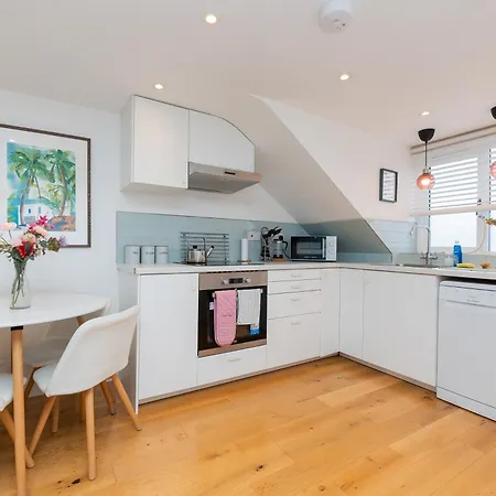 The Old Wire Factory - 2 Bed, Close To Centre, Fast Wifi, Comfortable From Apartment