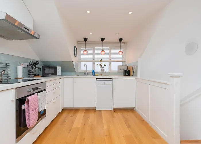 The Old Wire Factory - 2 Bed, Close To Centre, Fast Wifi, Comfortable From Lejlighed *