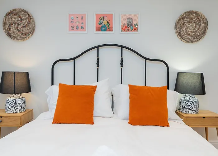 The Old Wire Factory - 2 Bed, Close To Centre, Fast Wifi, Comfortable From Daire