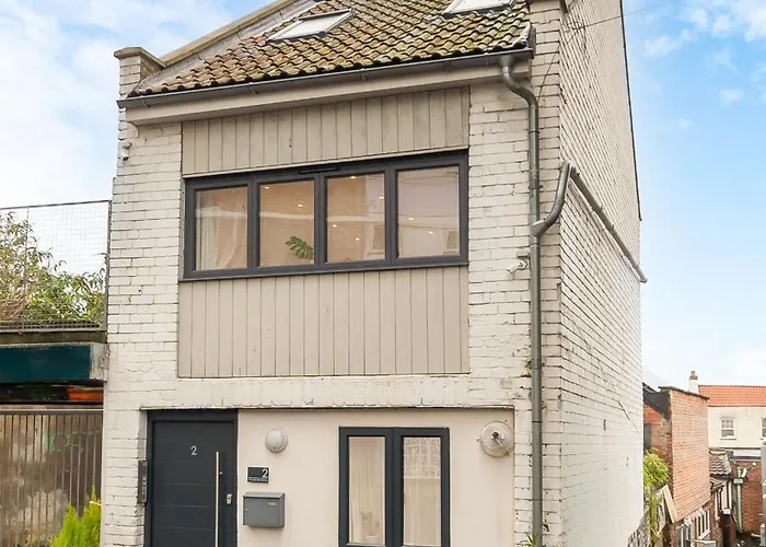 The Old Wire Factory - 2 Bed, Close To Centre, Fast Wifi, Comfortable From Apartment *